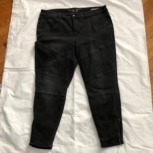 Melissa McCarthy Seven 18W black onyx moto Jean